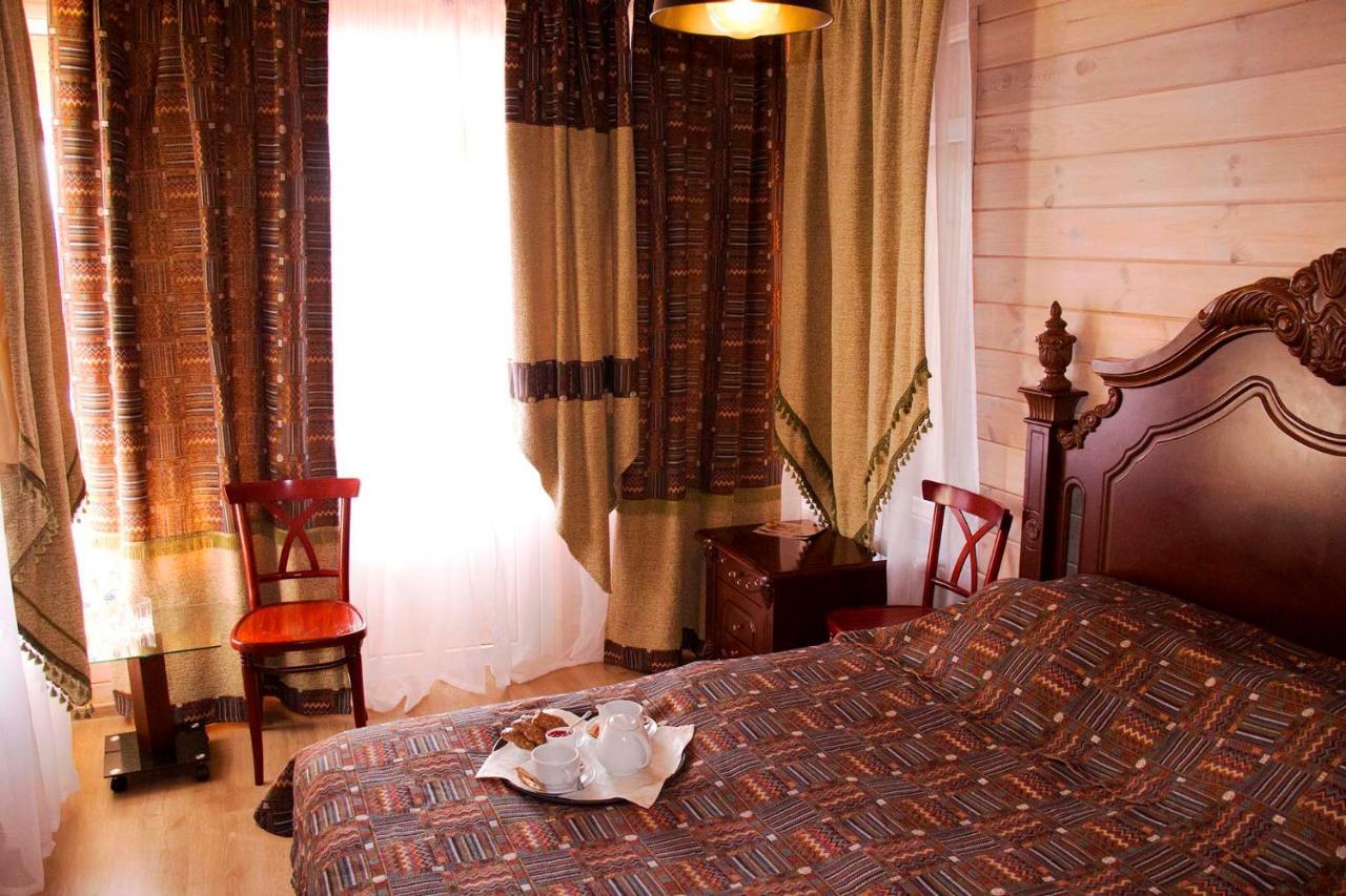 Hotel Fregat Kiev Exteriör bild