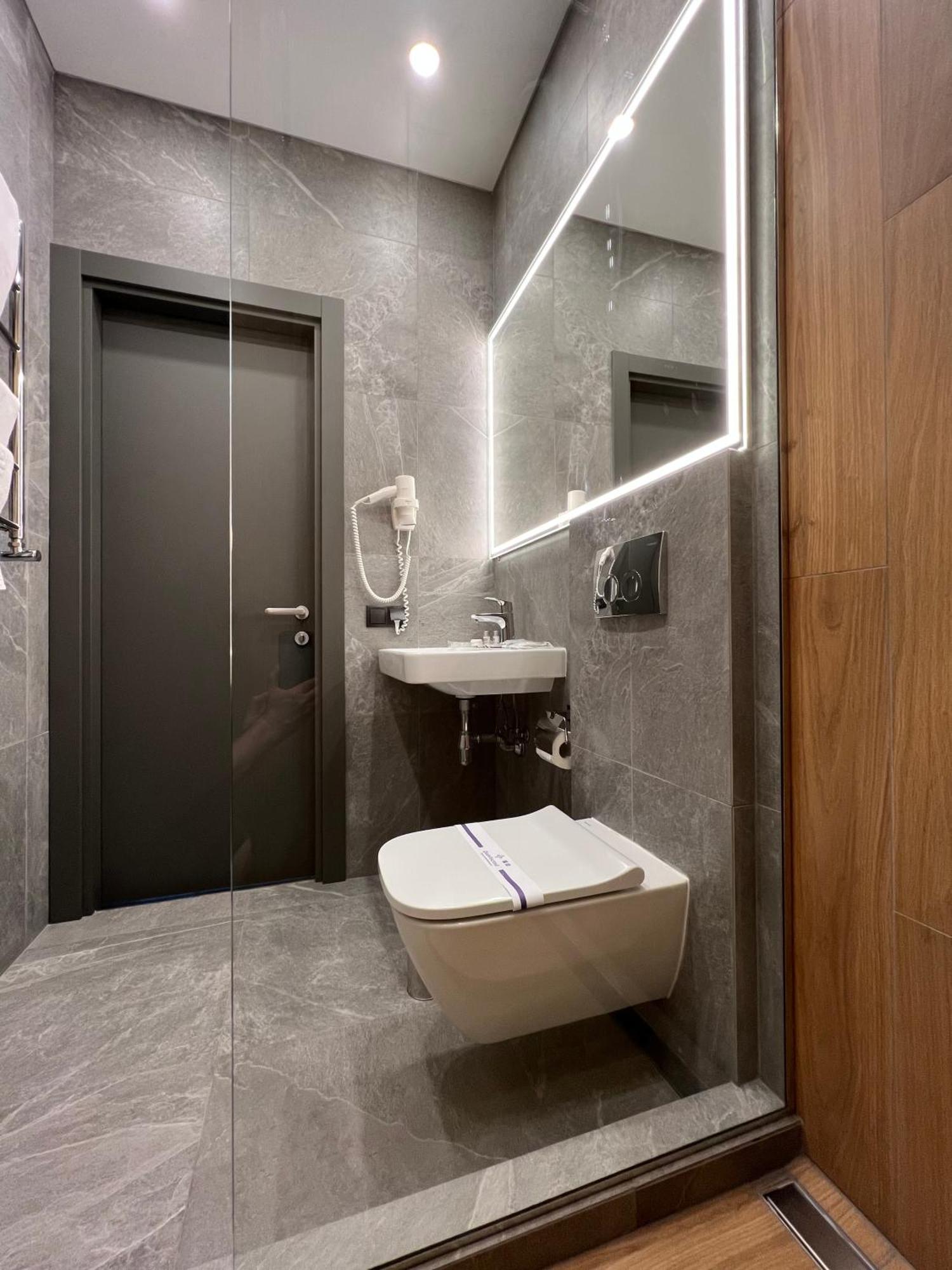 Hotel Fregat Kiev Exteriör bild