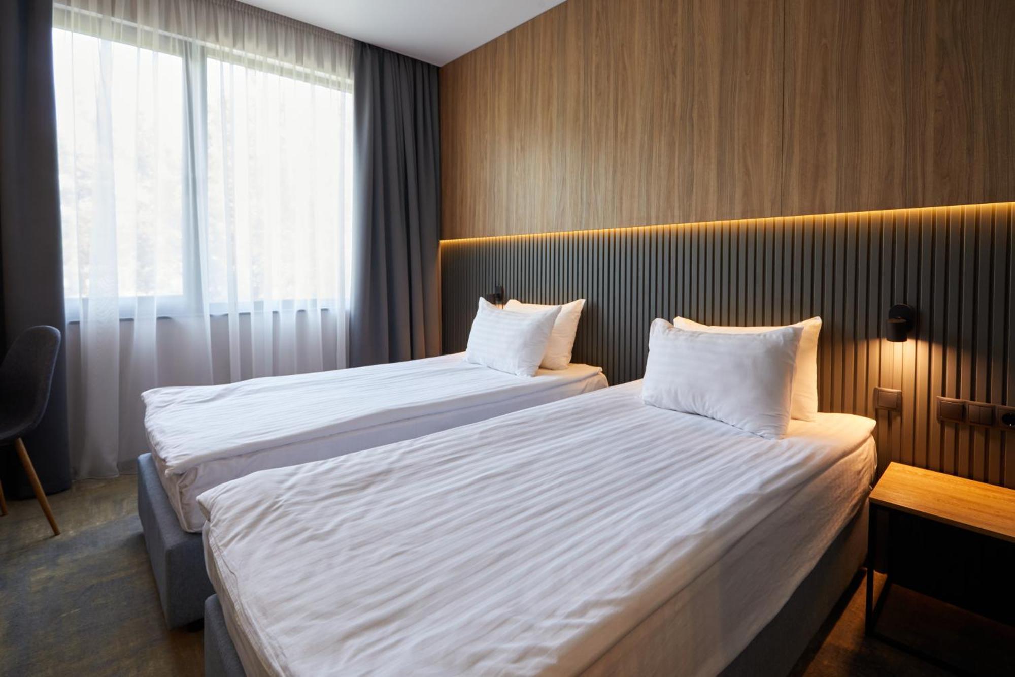 Hotel Fregat Kiev Exteriör bild