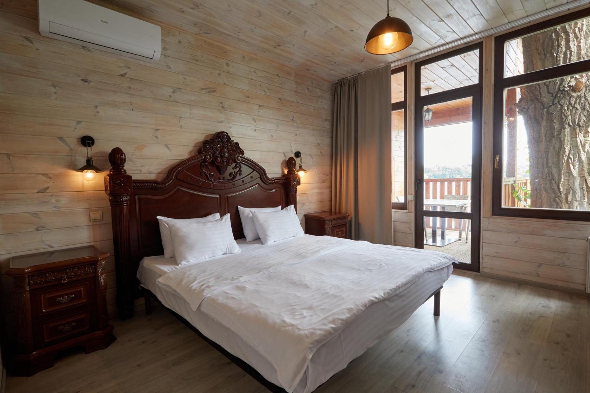 Hotel Fregat Kiev Exteriör bild