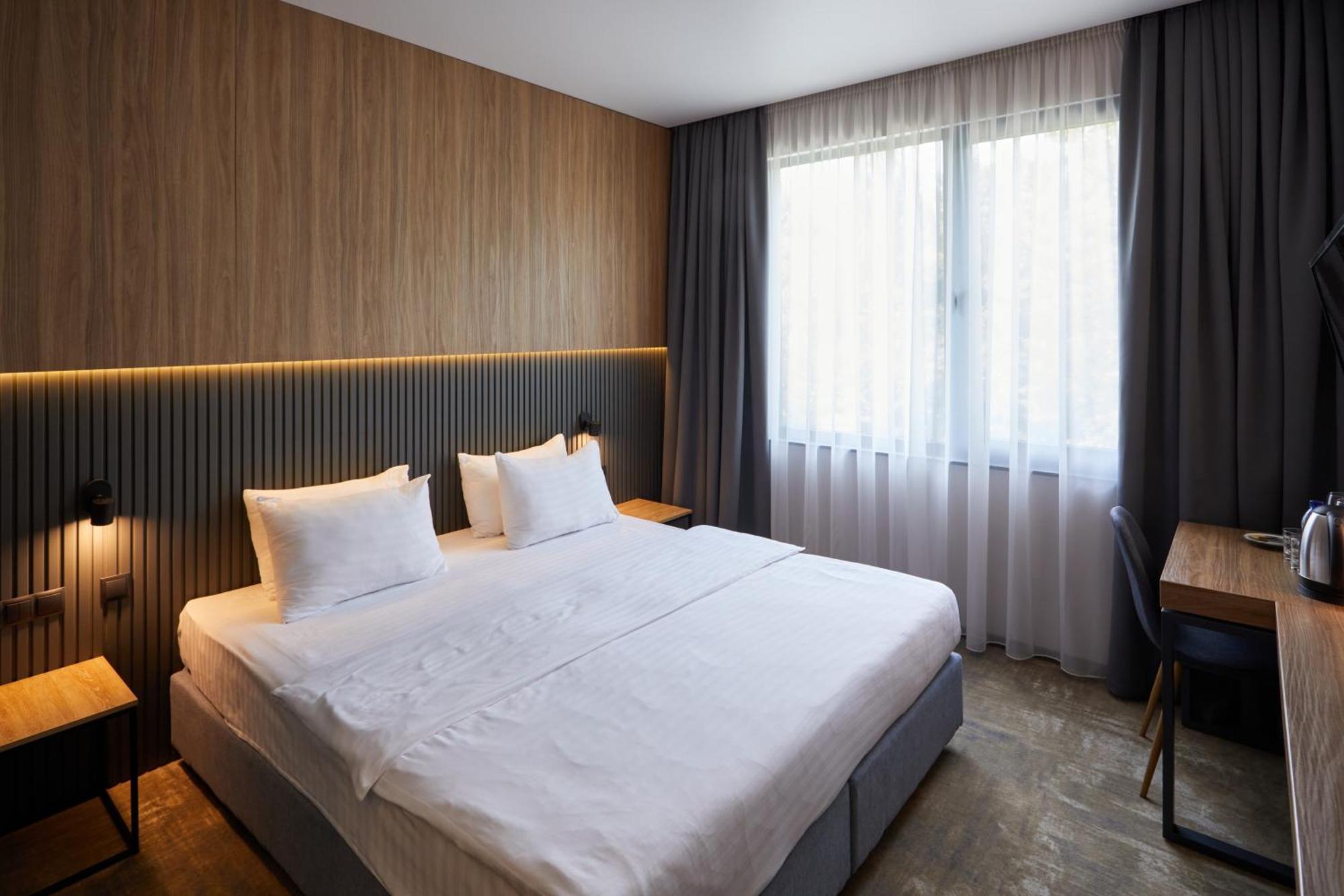 Hotel Fregat Kiev Exteriör bild